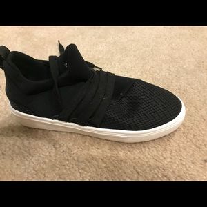 Steve Madden Sneakers